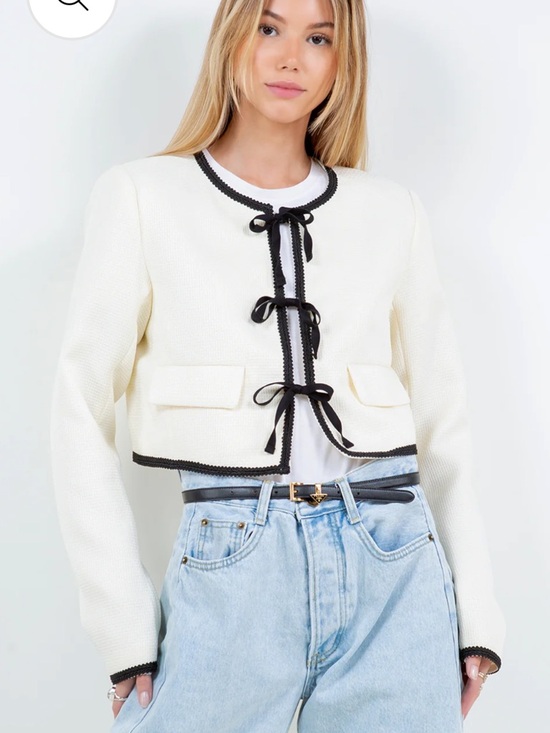 whiteroom + cactus Tops - Ivory Cropped Bouclé Top with Black Trim and Bows